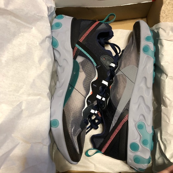 Nike React Element 87 (midnight navy)